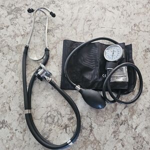 Prestige Clinical Black Stethoscope/ blood pressure cuff NURSE LOVERS